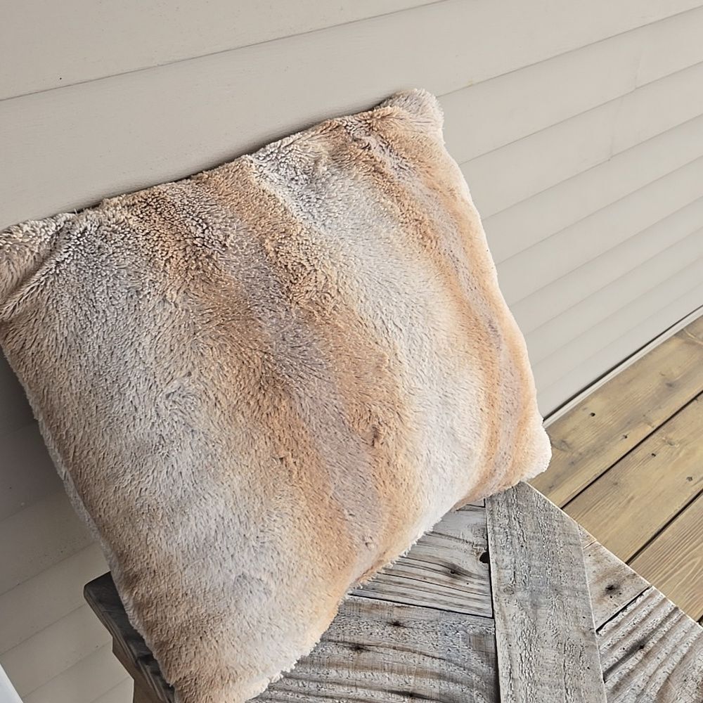 Cozy Tan and Cream Fuzzy Soft Couch Bed Comfy Y2k Pillow One Unisex Home House - Picture 9 of 13